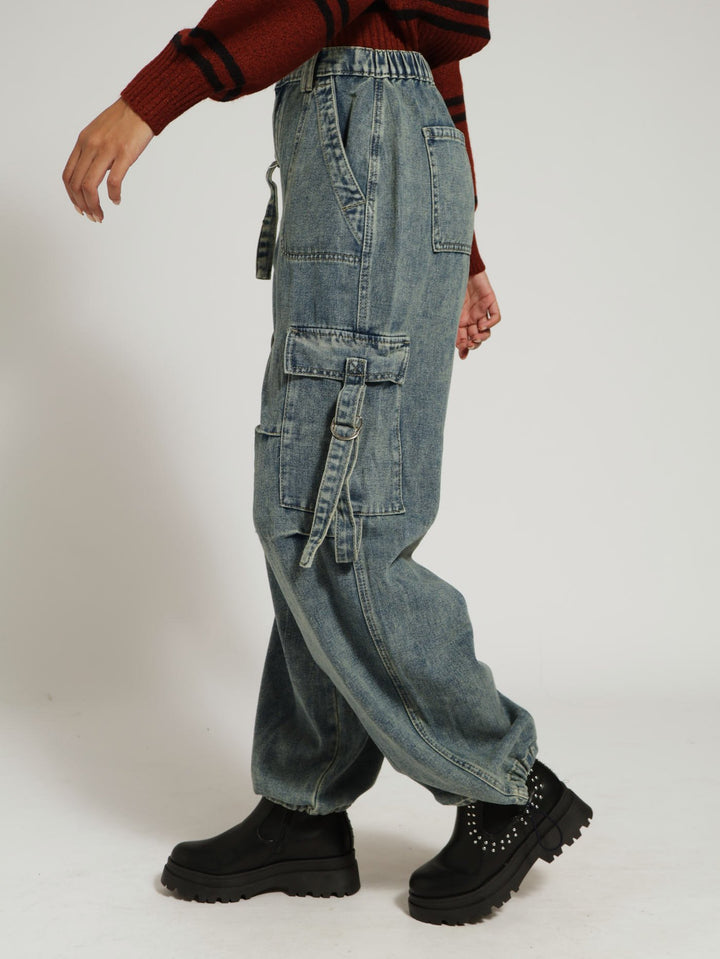 Strap Cargo Jean - Dark Wash/Yellow
