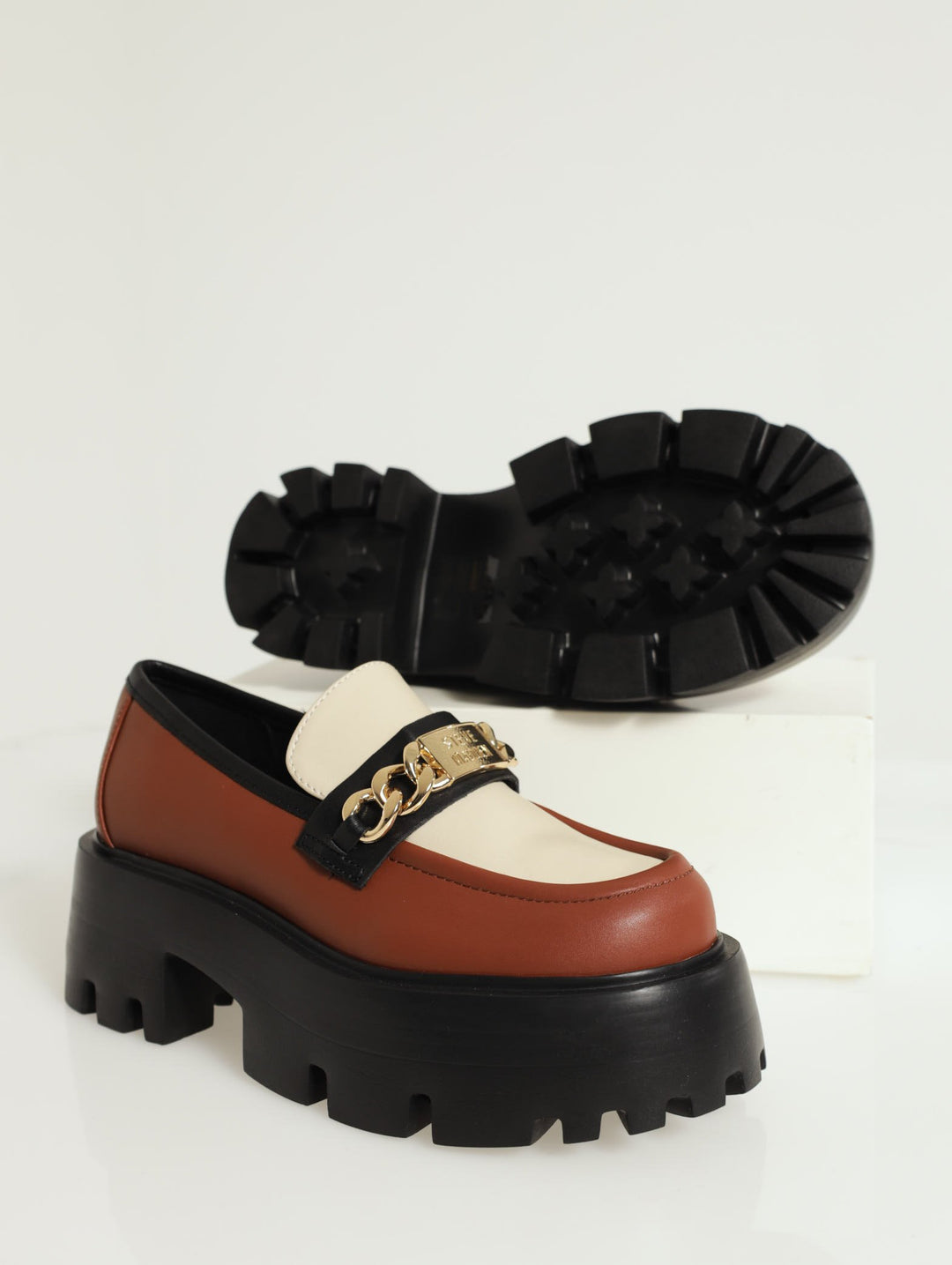 Motoride Chunky Buckle Detail Loafer - Cognac