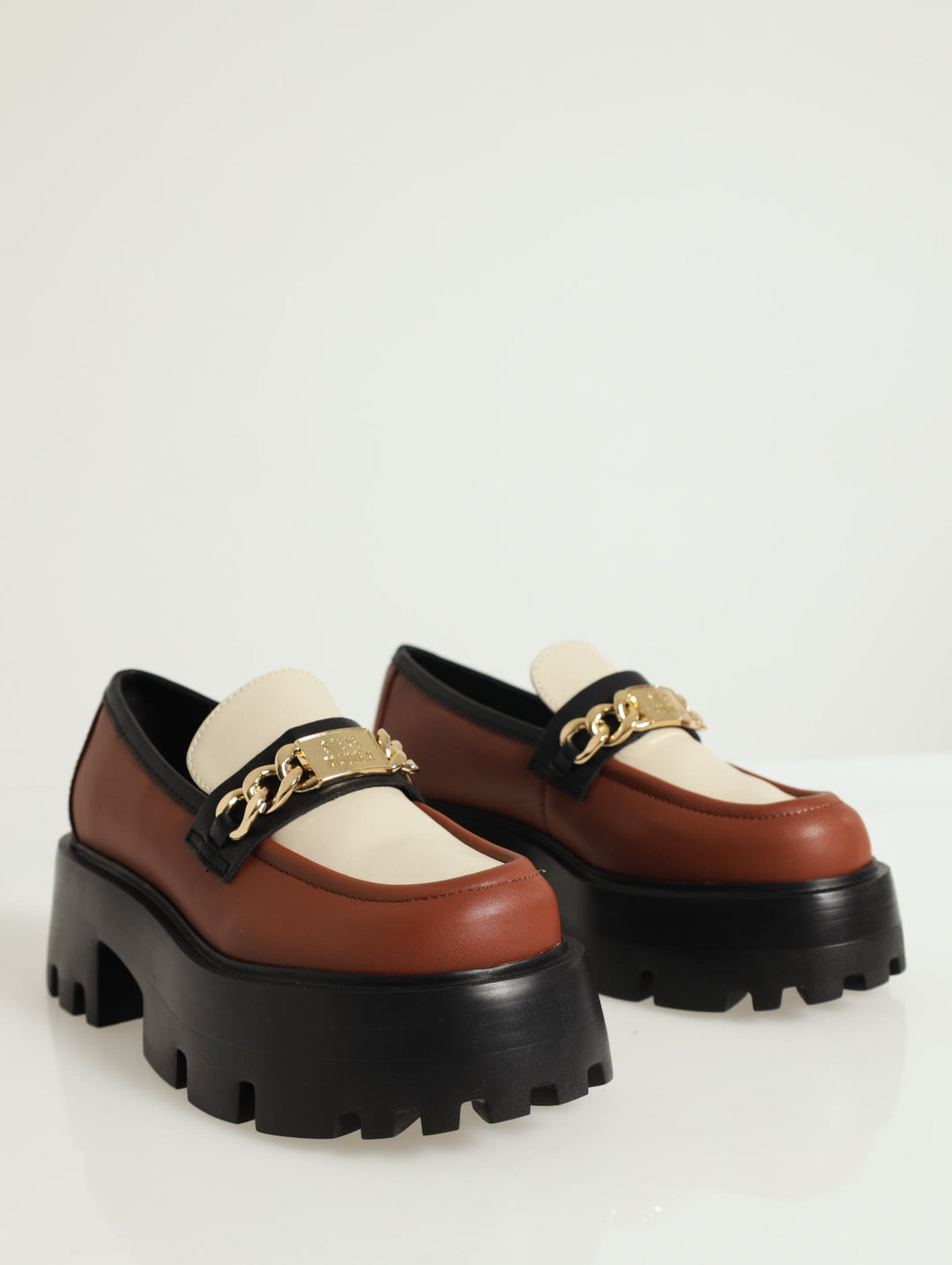 Motoride Chunky Buckle Detail Loafer - Cognac