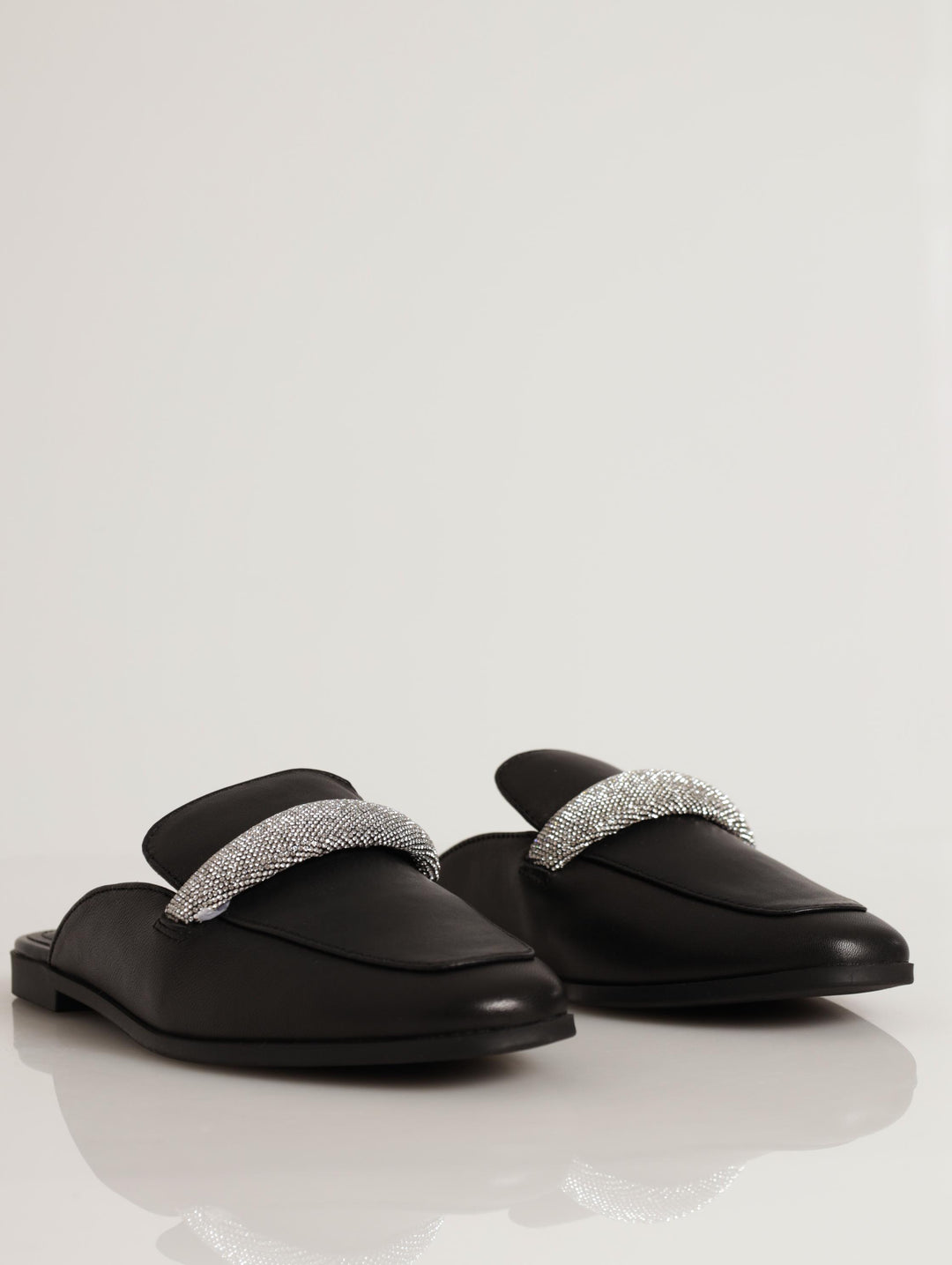 Ladies Clarine Push-In Shoe - Black