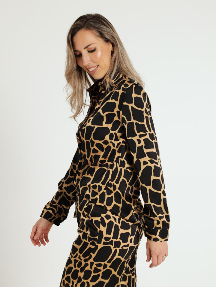 Satin Giraffe Print Shirt - Black/Beige