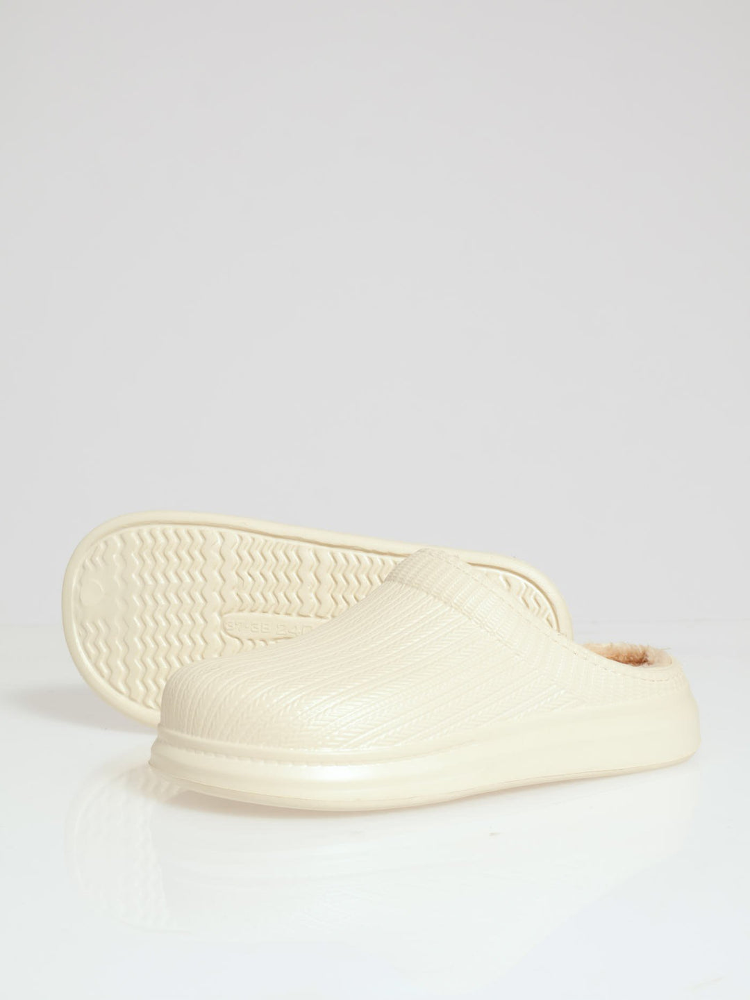 Open Back Clog Slipper With Fur Lining - Nude