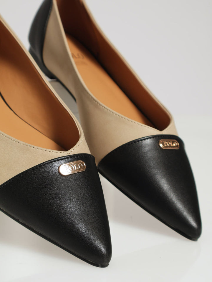 Pointy Toe Cap Pump