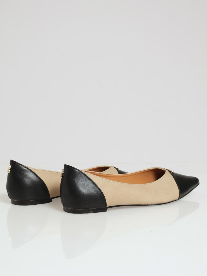 Pointy Toe Cap Pump