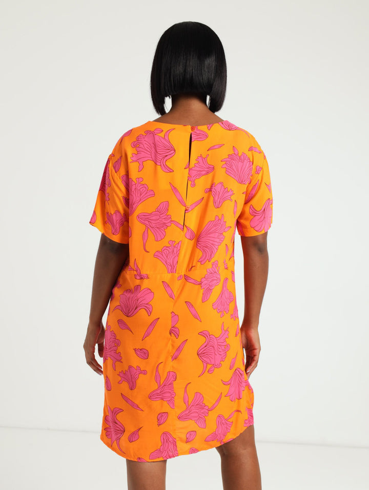 Back Detail Shift Dress - Pink