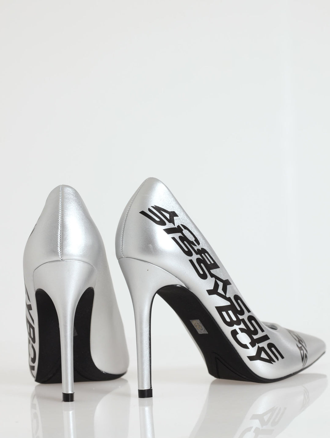 Crank It Up Pointed Court Heel - Silver