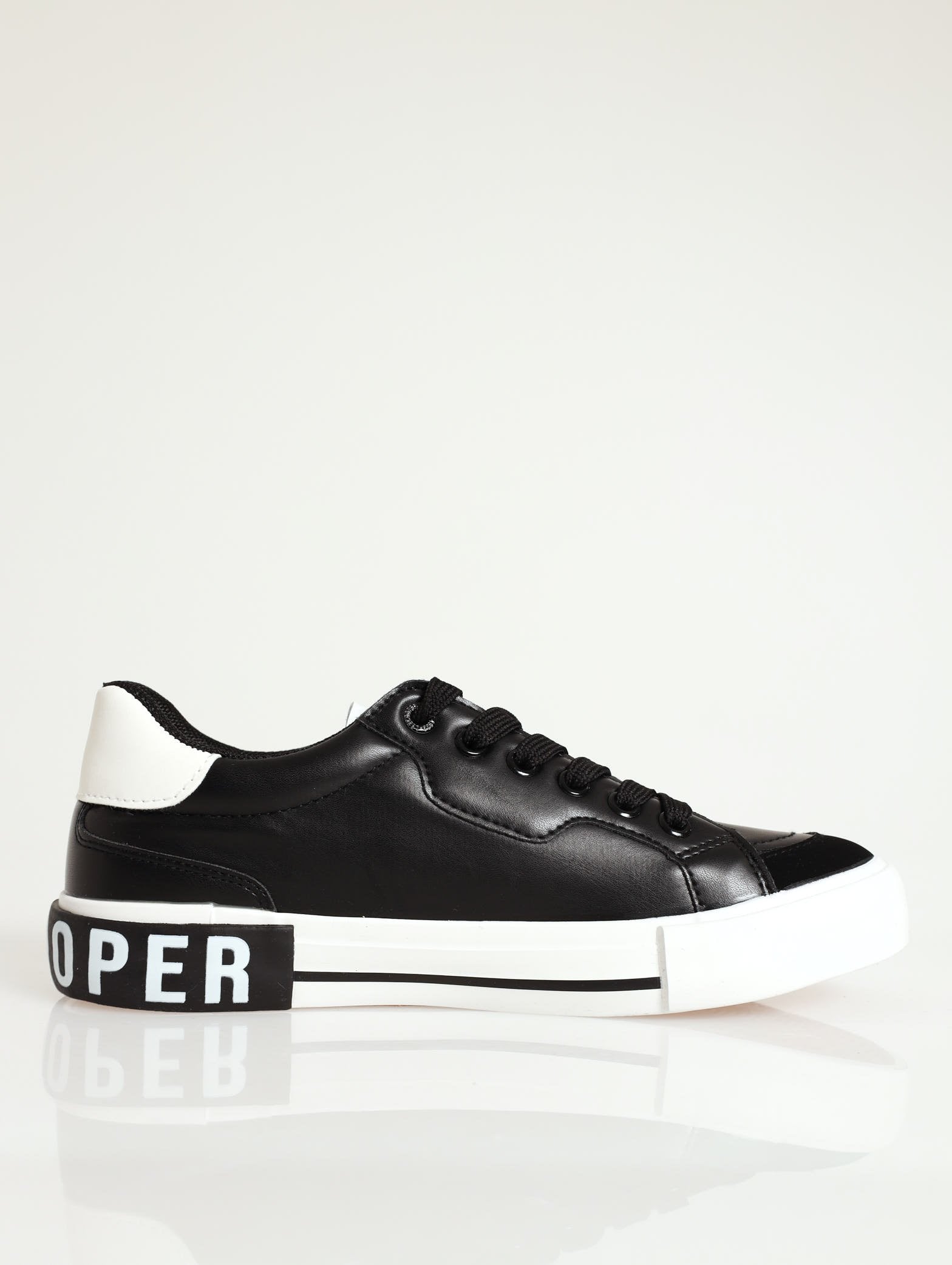 Ladies Valentine Low Cut Lace-Up Sneaker - Black/White – Edgars