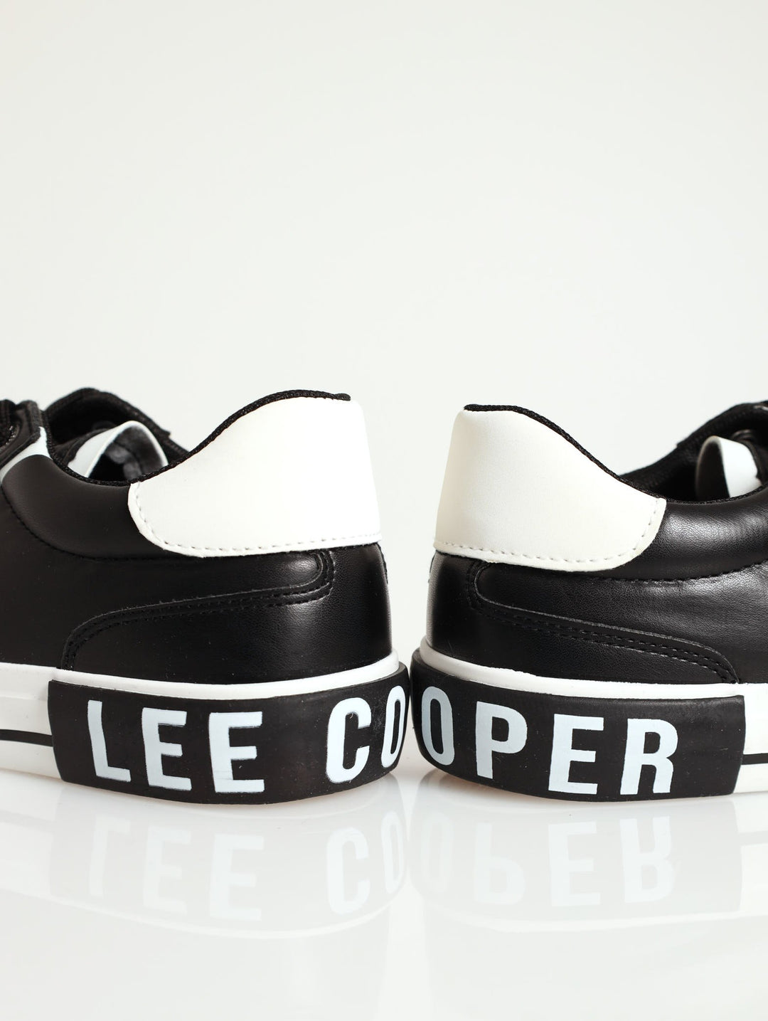 Valentine Low Cut Lace-Up Sneaker - Black/White