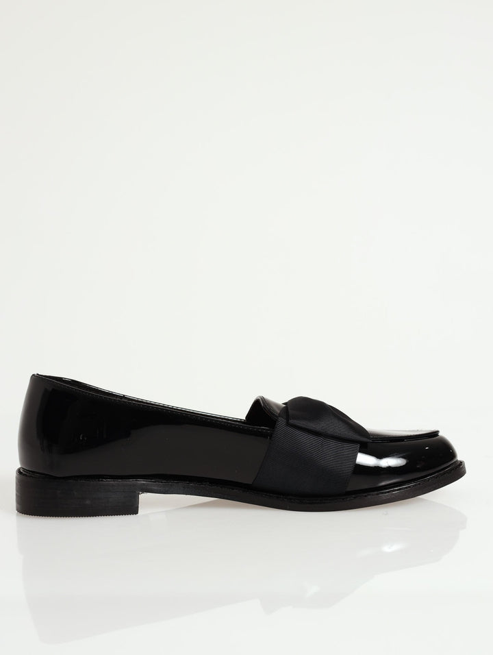 Loafer With Updated Petersham Bow - Black