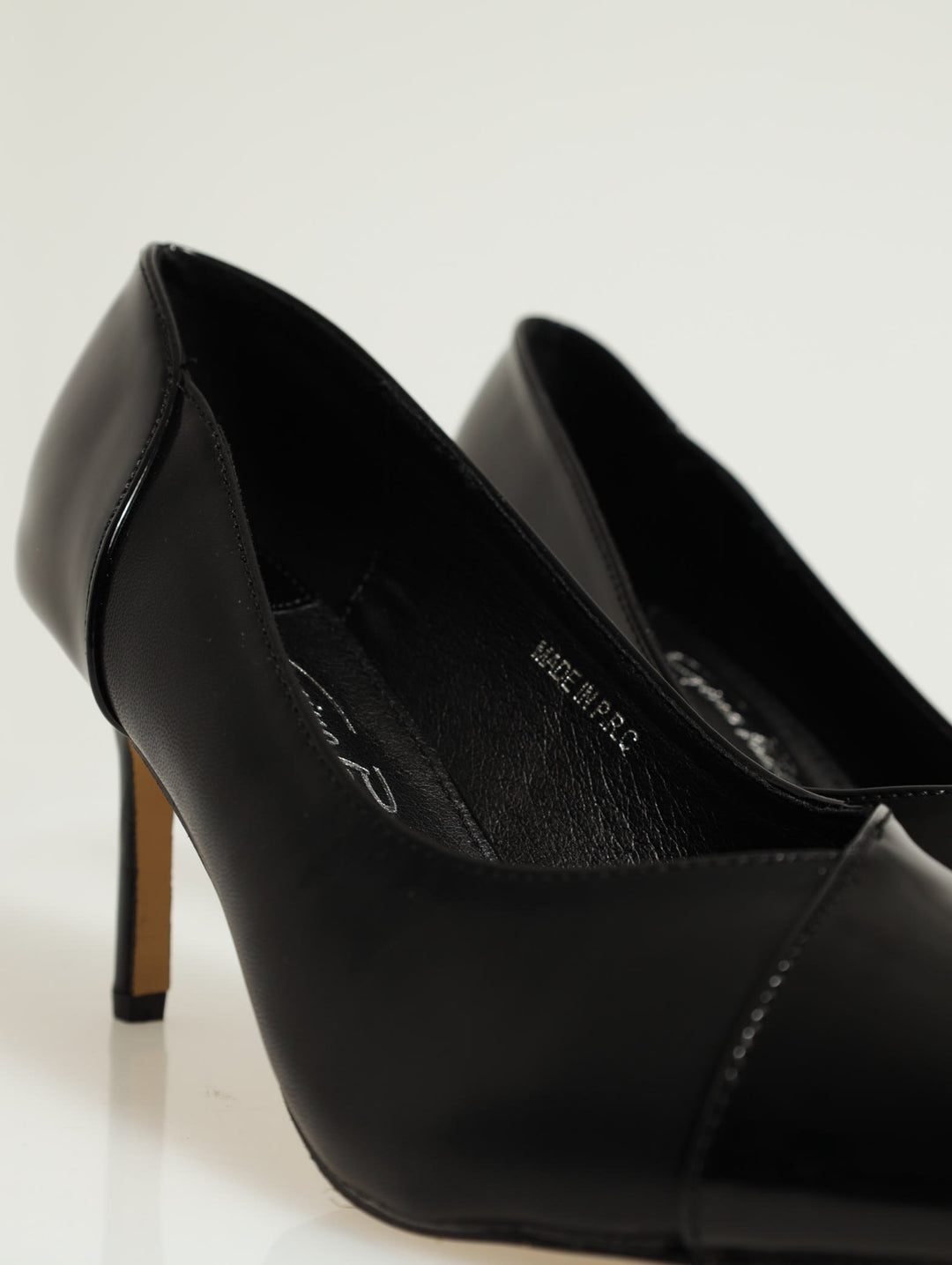 Taylor Pointed Toe Stiletto Court Heel - Black