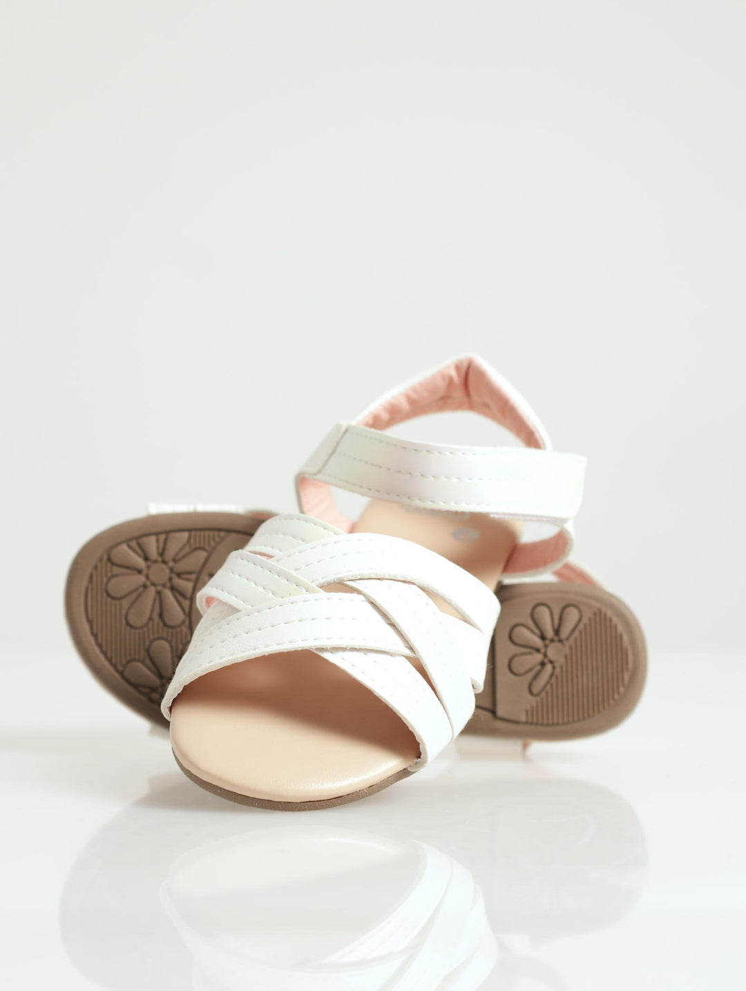 Pre-Girls Crossover Sandal - White