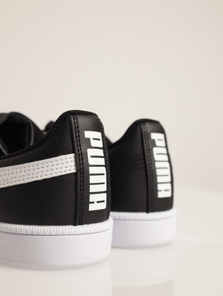 Basic Sneaker - Black/White
