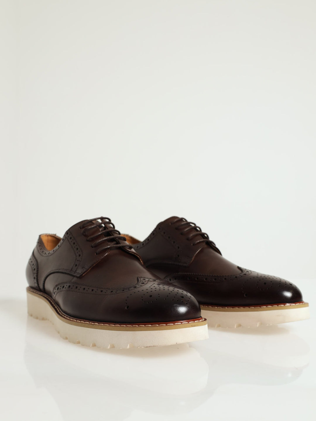 Brogue Smart Casual Lace-Up With White Sole - Chocolate