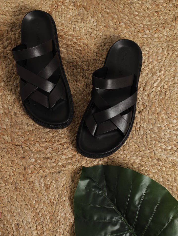 Leather Strappy Sandal - Black
