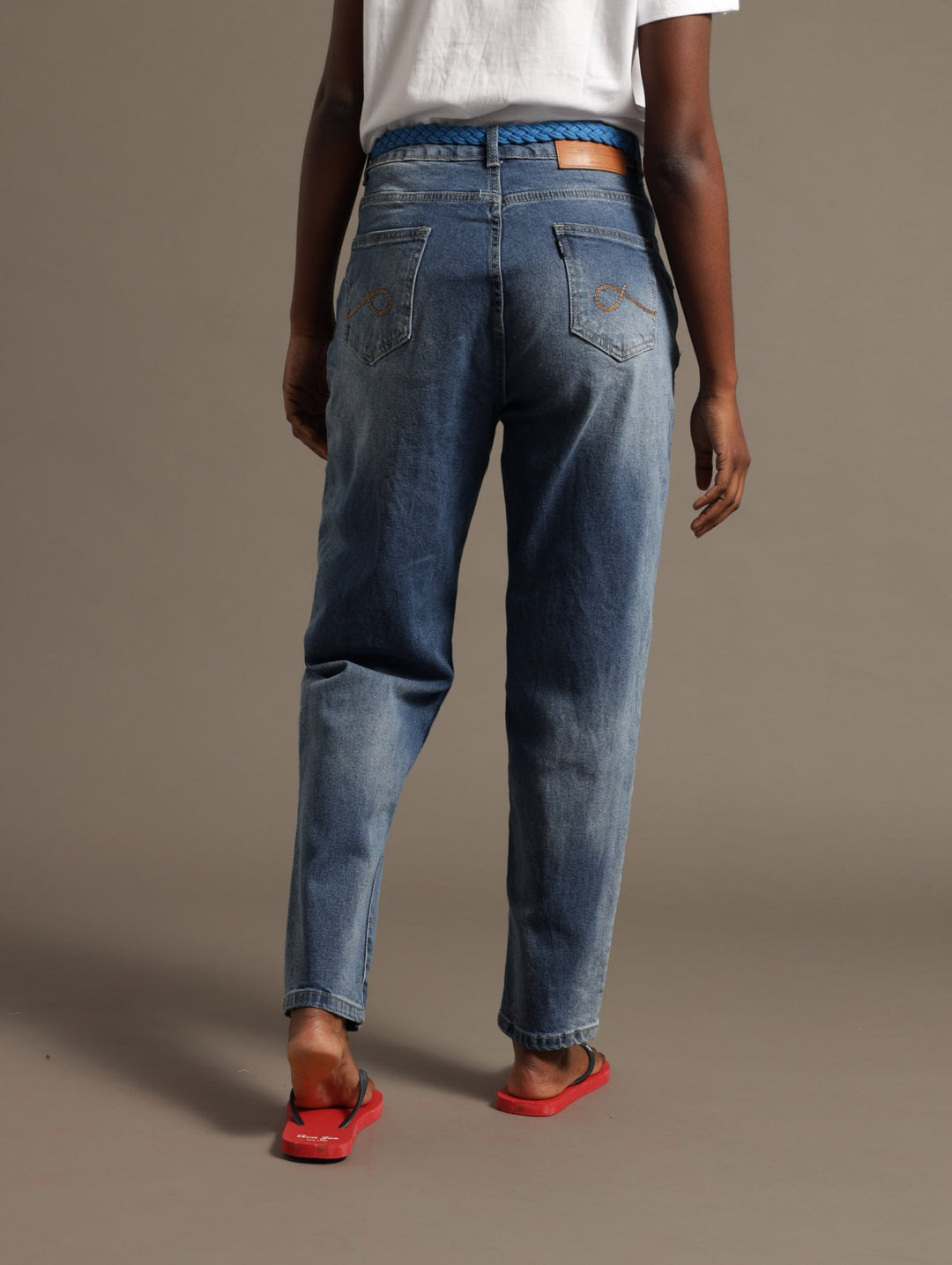 Mom Denim Jeans - Medium Wash