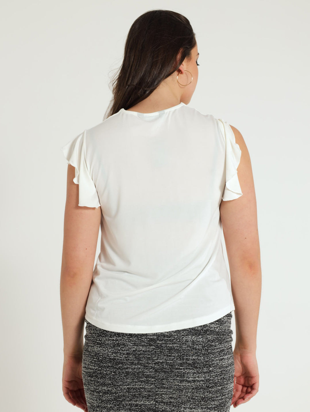 V-Neck Tee With Gold Bar - Cream