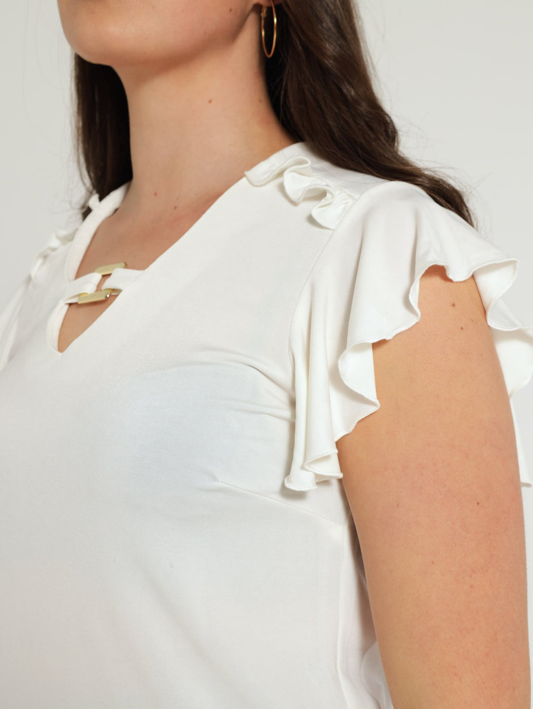 V-Neck Tee With Gold Bar - Cream