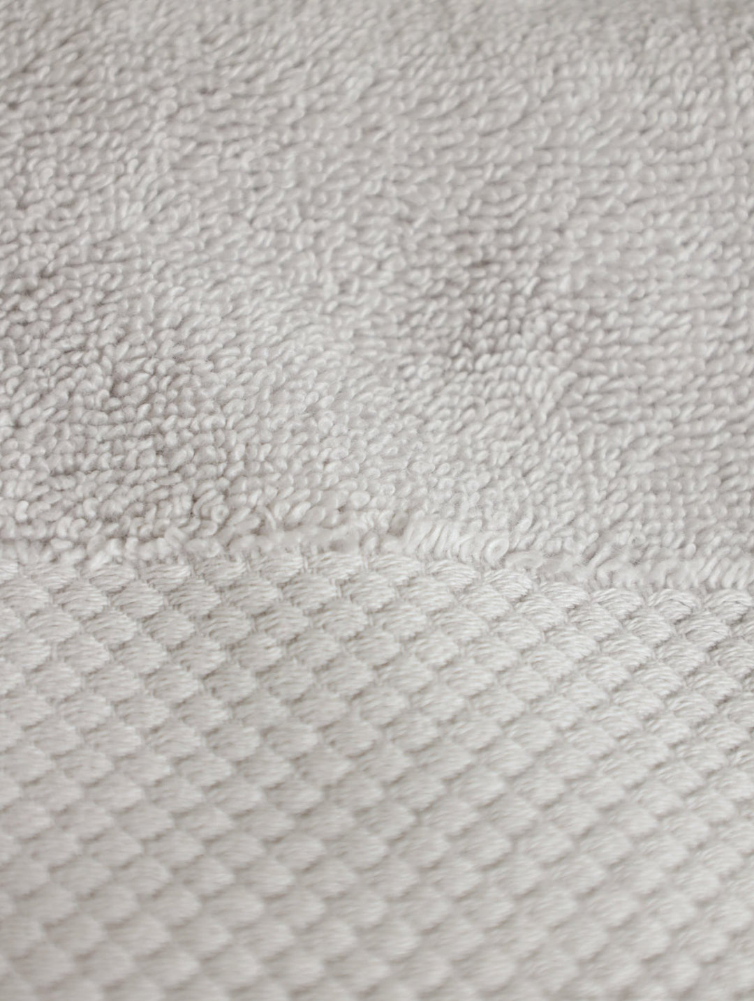 Zero-Twist Luxury Bath Towels - Silver