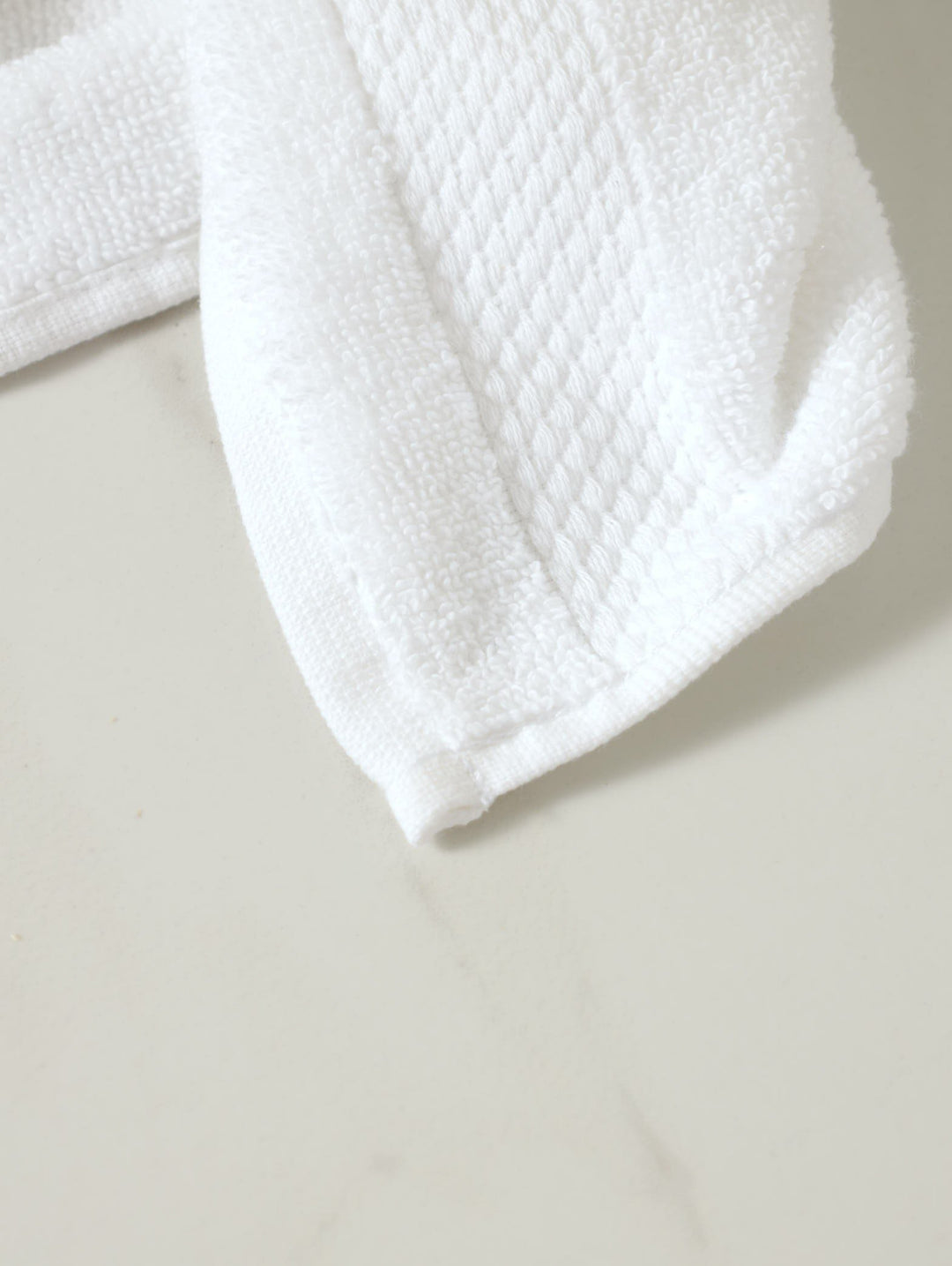 Zero-Twist Luxury Bath Towels - White