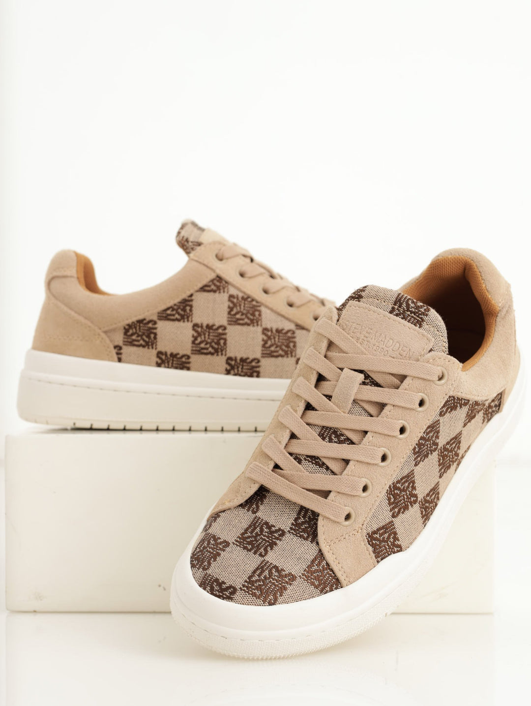 Men's Jokester Sneaker - Tan