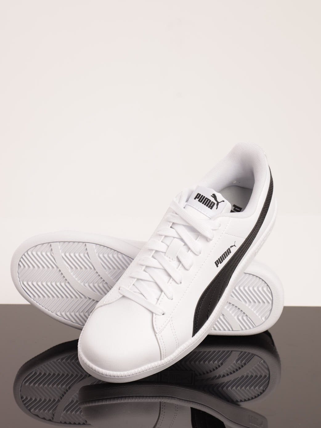 Men's Up Sneaker - White/Black