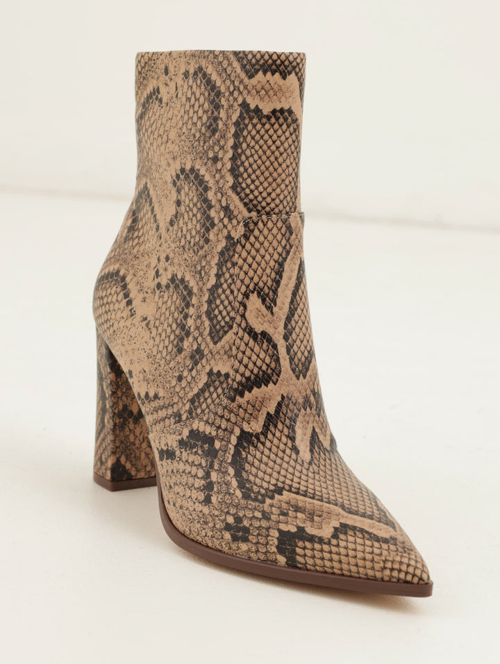 Ladies Negotiate Ankle Boot - Tan