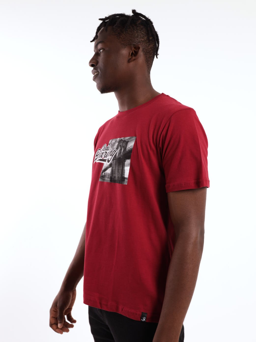 Men's Brooklyn Bridge Photo Tee - Dark Red