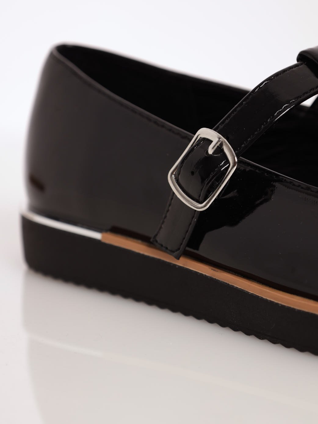 Ladies Mary Jane Platform Shoe - Black
