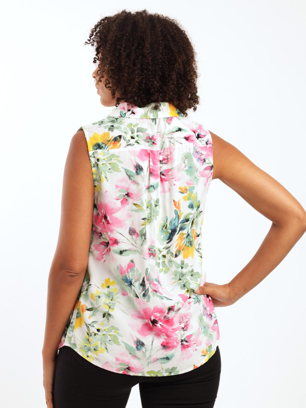 Ladies Sleeveless Button Through Blouse