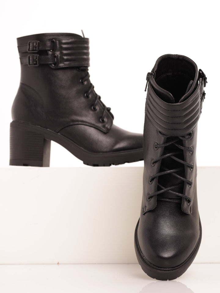 Ladies Block Heel Lace-Up Boot - Black