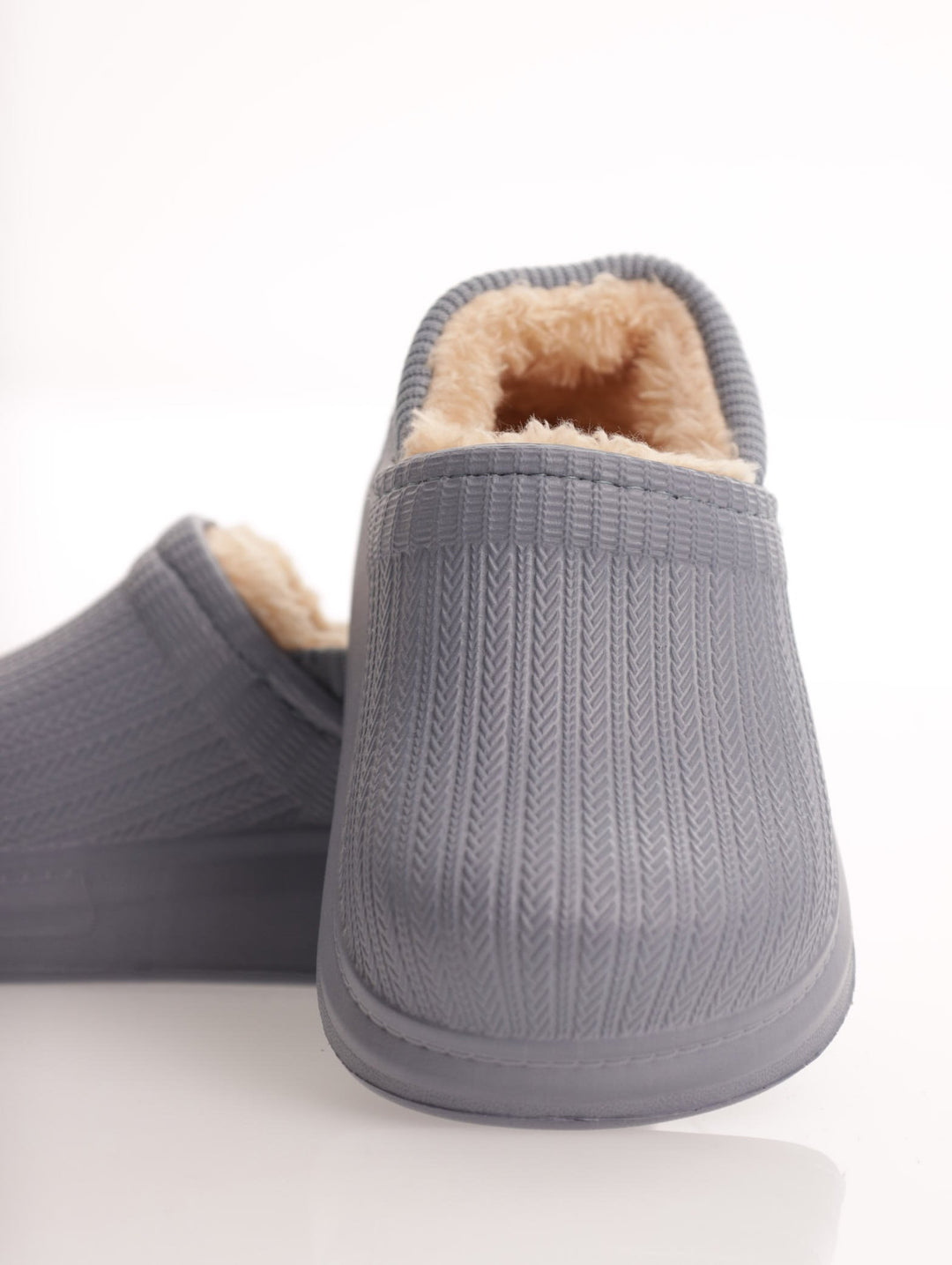 Boys Closed Toe Gator Fur Slipper - Blue