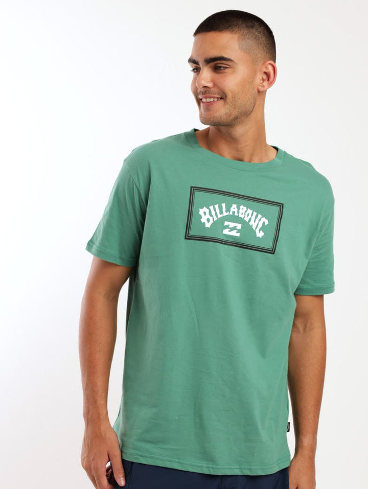 Men's Short Sleeve Arch Blocked Tee - Washed Olive