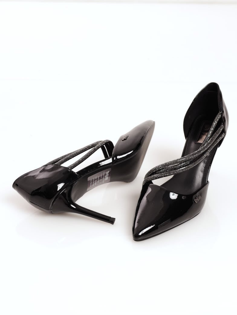 Ladies Pointed Closed-Toe Stiletto Heel - Black