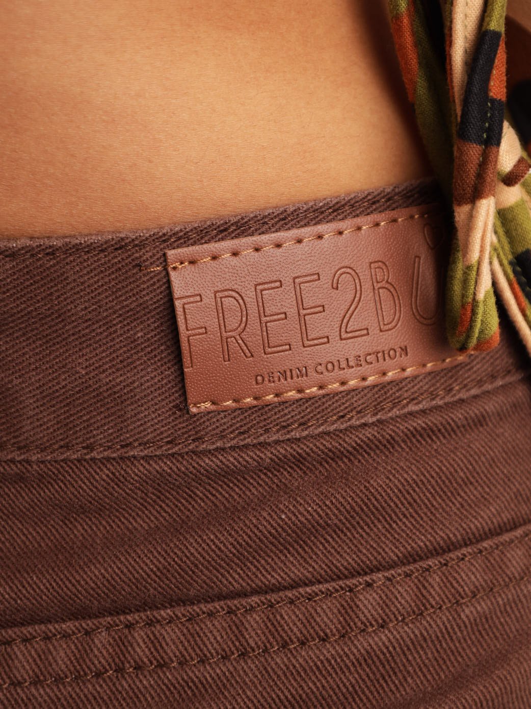 Ladies Brown 90'S Wideleg Split Hem Denim Jean