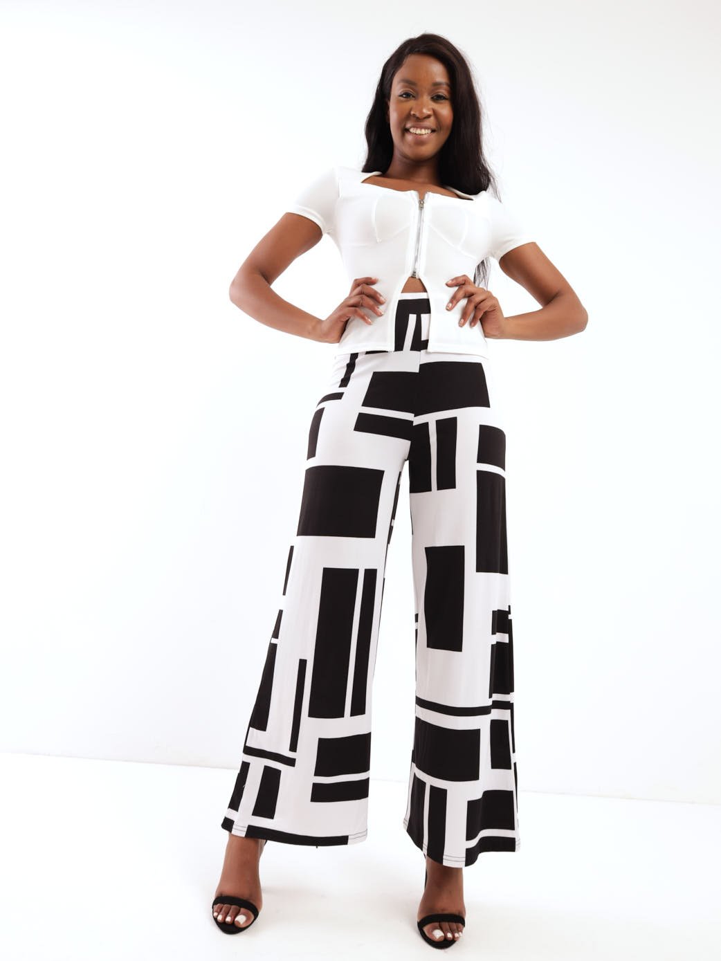 Ladies Zip Front Sweetheart Neck Top - White