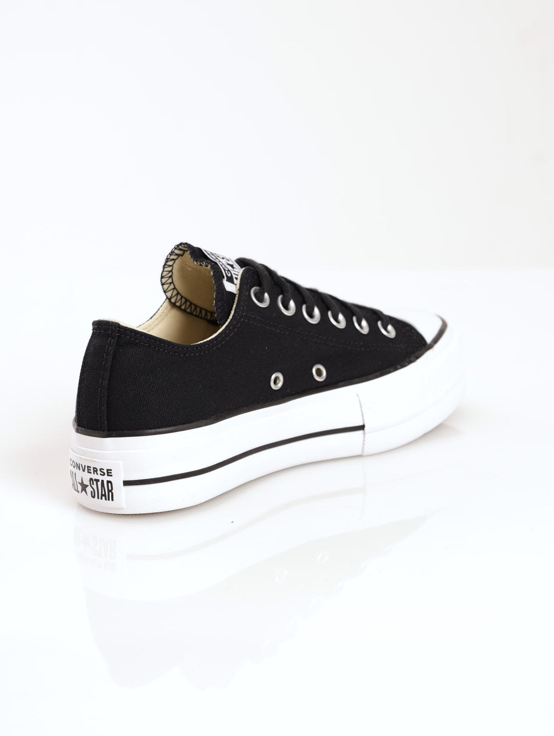 Ladies Chuck Taylor All Star Canvas Platform Ox Sneaker - Black