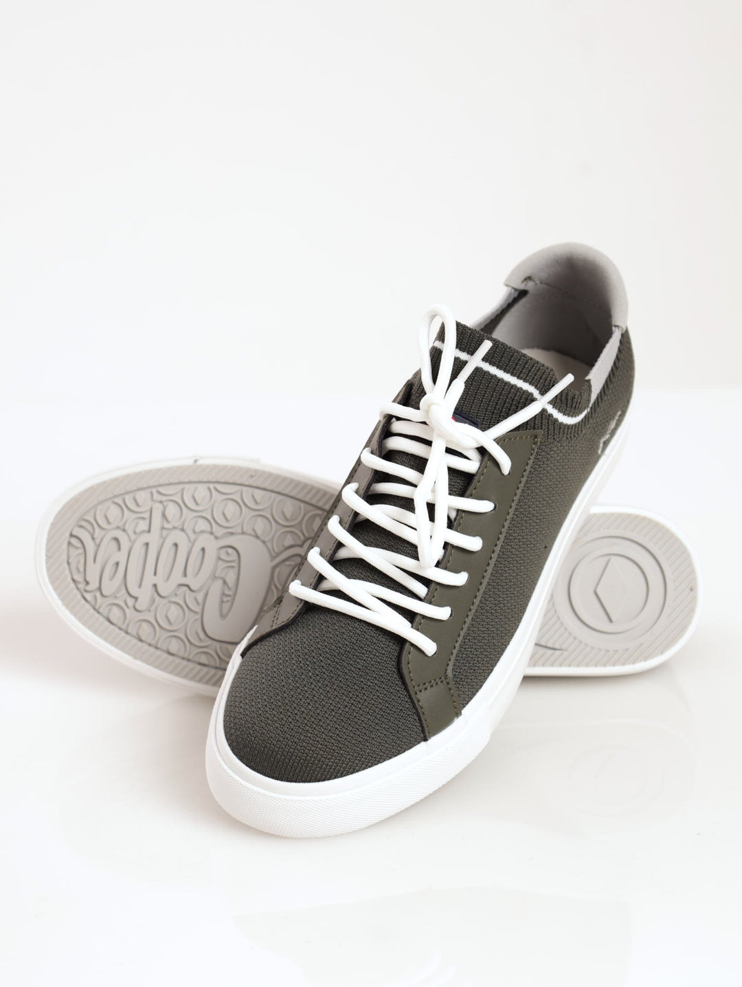 Men's Lo Knit Sneaker - Charcoal