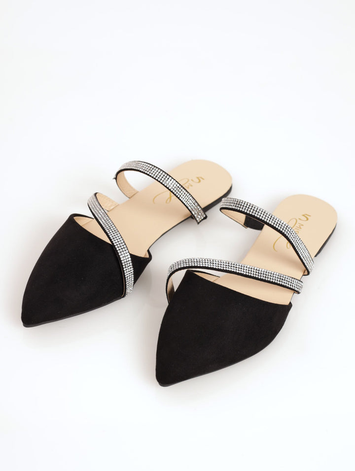 Ladies Push-In Shoe With Aysymetrical Tubular Diamate Strap - Black