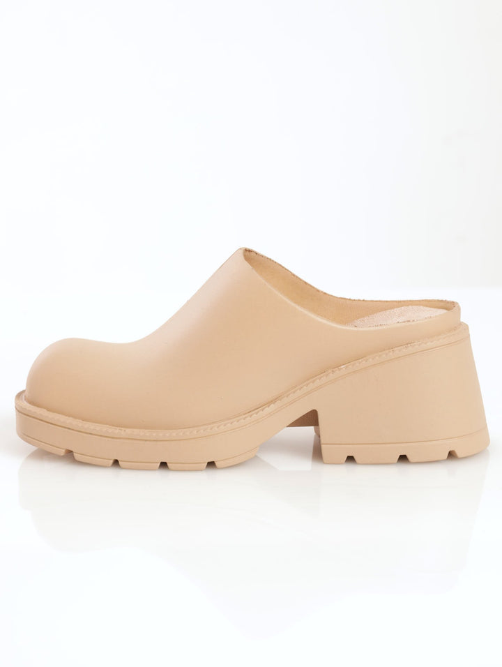 Ladies Chunky Moulded Clog Shoe - Natural