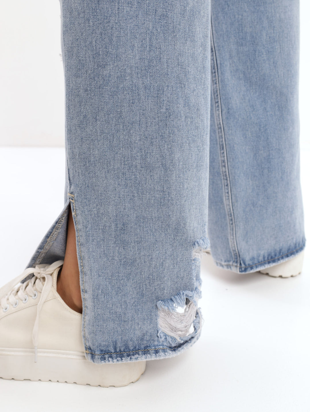 Ladies Stonewash Baggy Abraised Split Hem Denim Jean