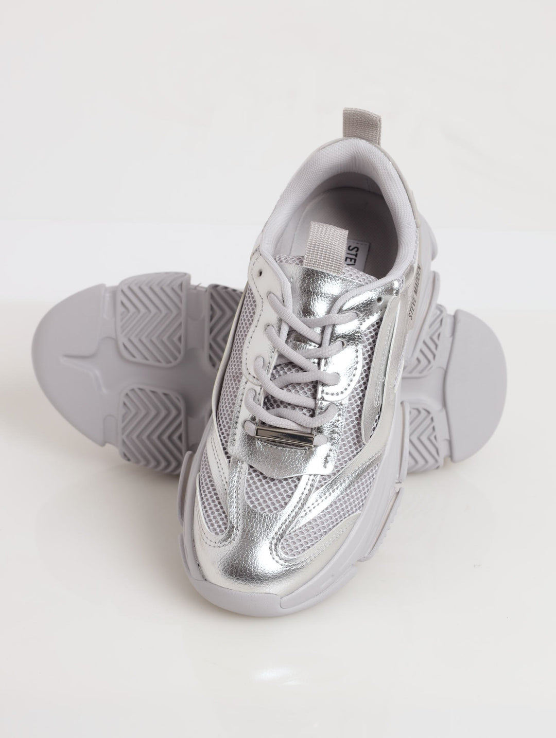 Ladies Possession Sneaker - Silver