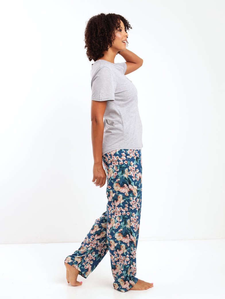 Ladies Classic Floral Henley Sleepwear