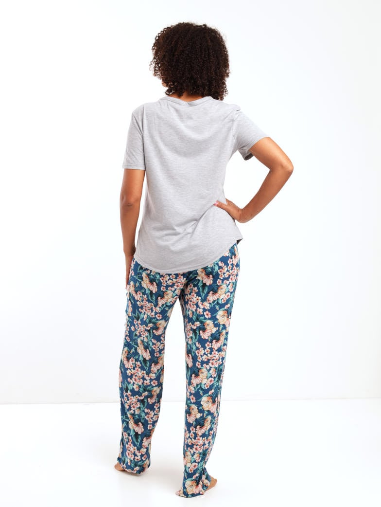 Ladies Classic Floral Henley Sleepwear