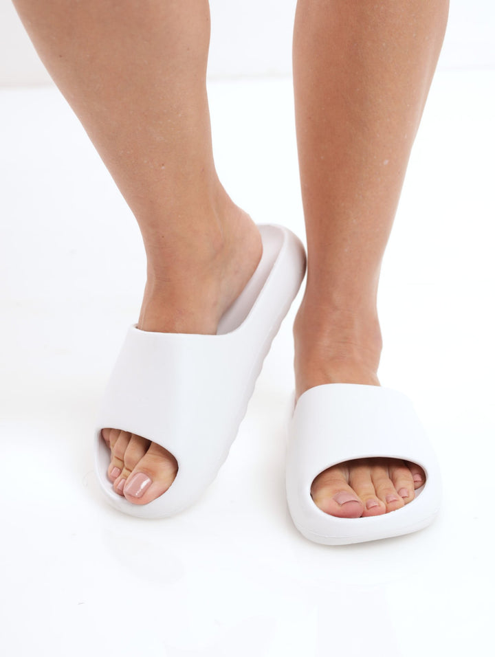 Ladies Summer Slide Sandal - White