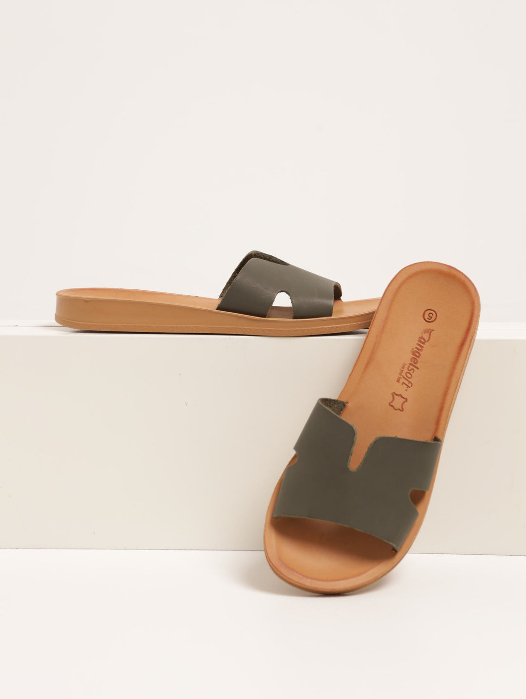 Ladies Leather Mule Sandal - Olive