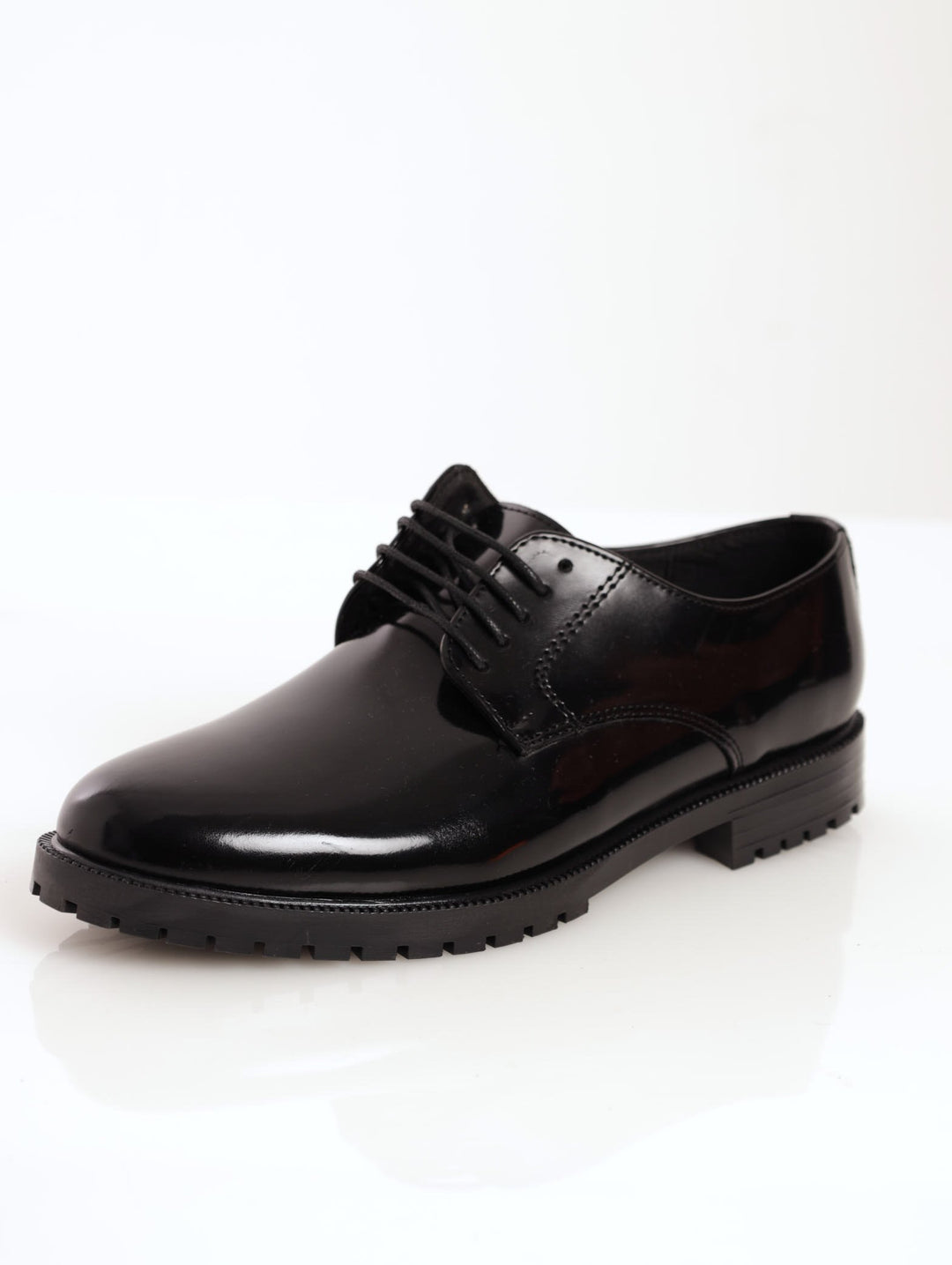Men's Lace-Up Hi-Shine Derby Shoe With Chunky Sole - Black