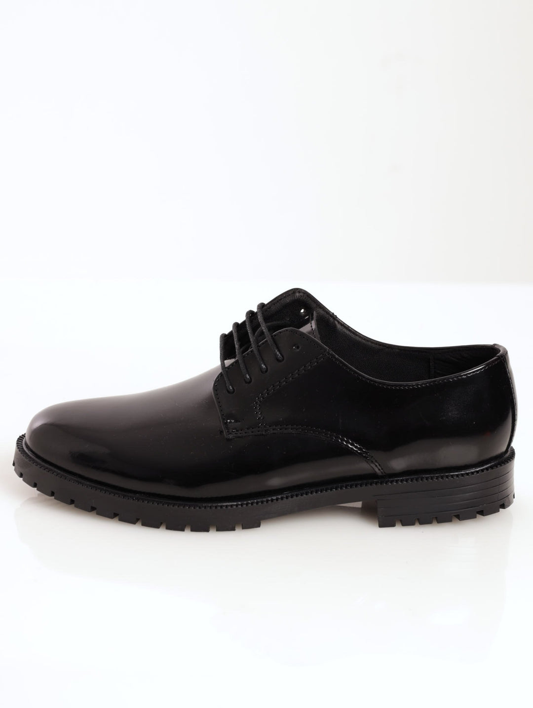 Men's Lace-Up Hi-Shine Derby Shoe With Chunky Sole - Black