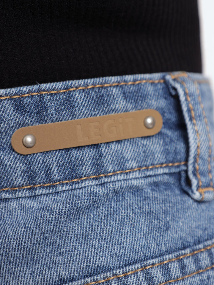 Ladies Heavy Abraised Hem Denim Mid Short - Stonewash