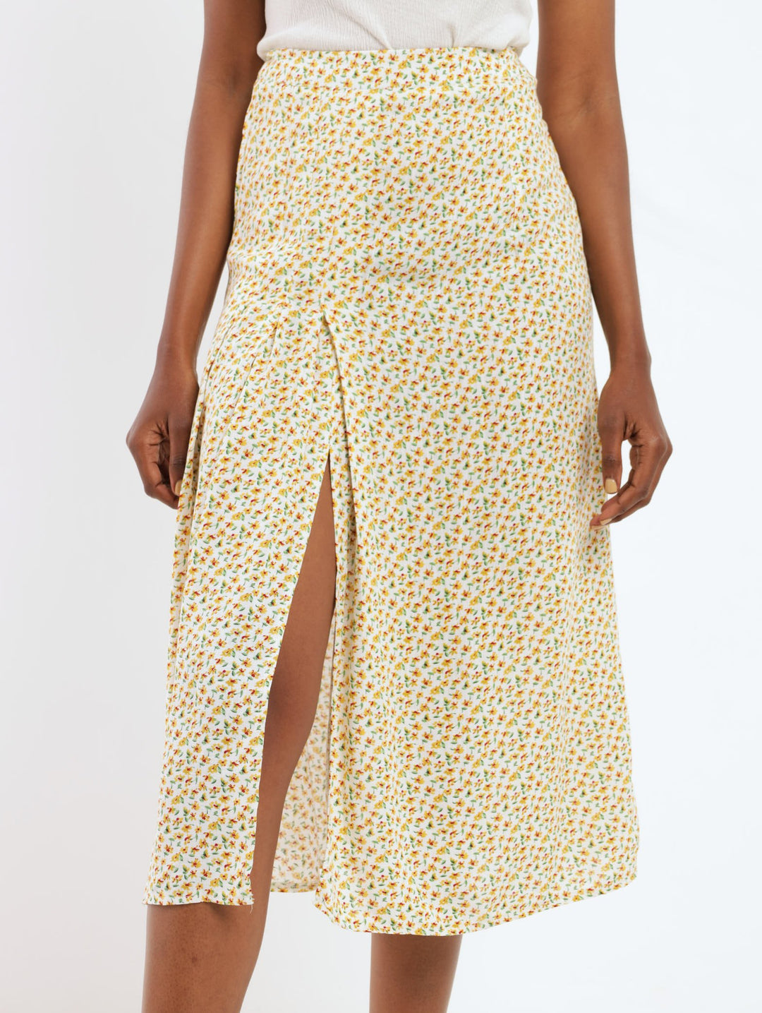 Ladies Pleated Front Maxi Skirt