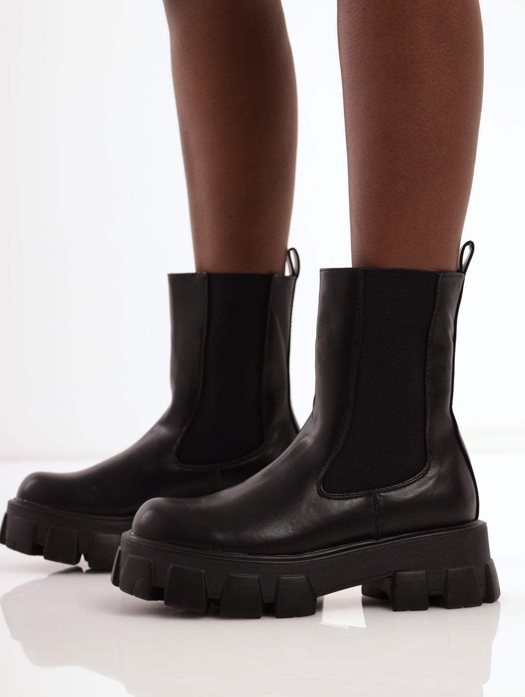 ladies Chunky Chelsea Boot - Black